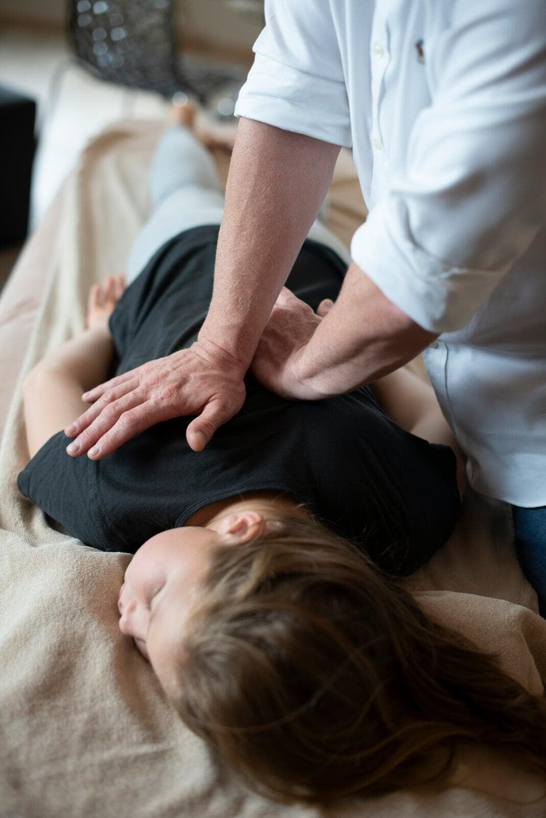 Chiropractor representing healthcare professionals served by Bhundhoo Tax