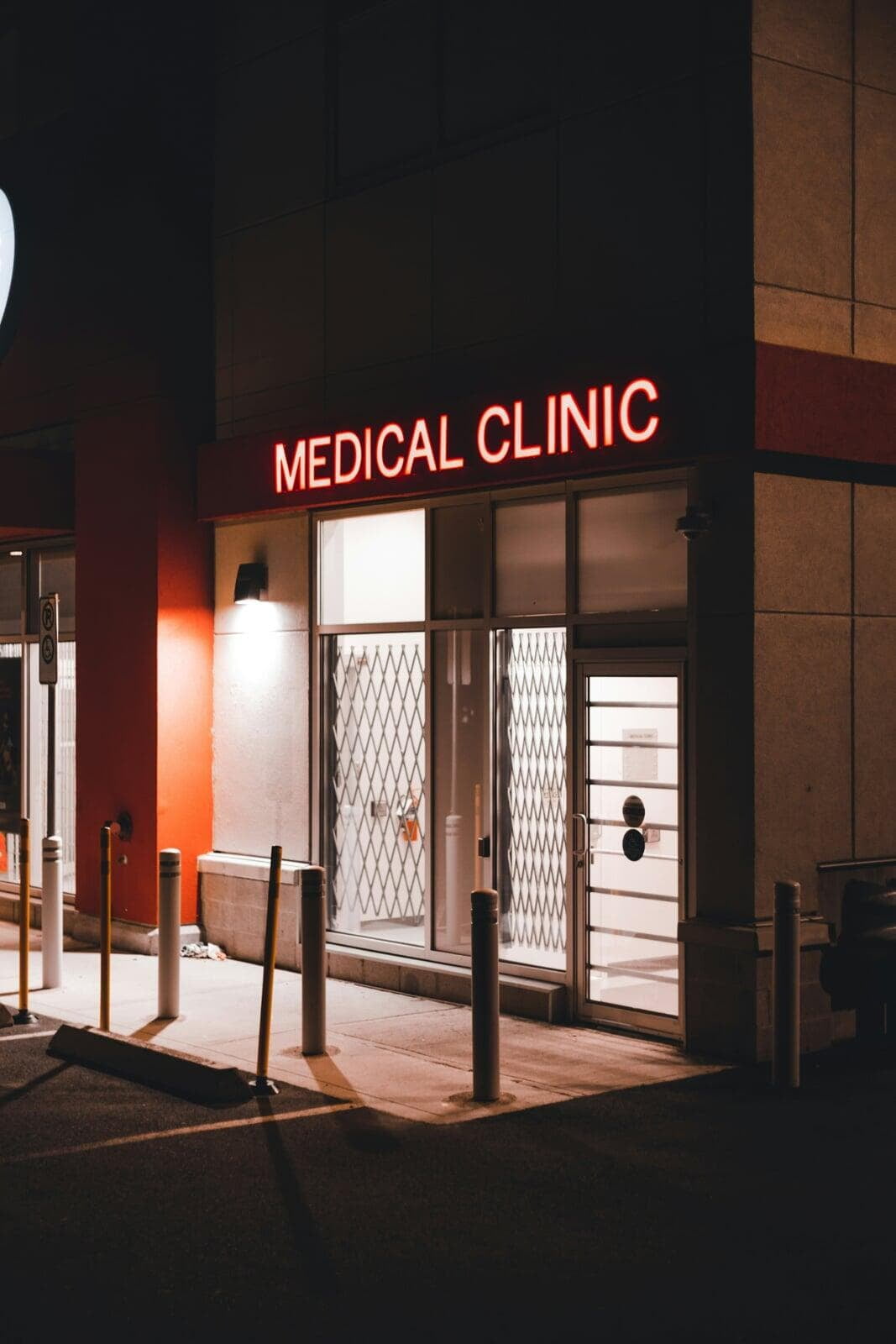 Medical clinic representing healthcare businesses served by Bhundhoo Tax
